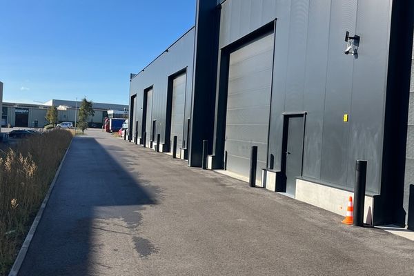 Industrieel te huur / Lanaken