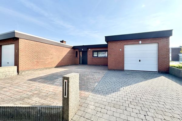 Huis
                            optie koop in Waregem