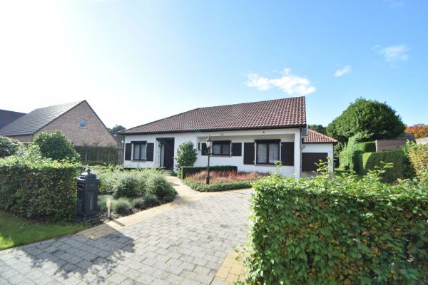 Huis
                                te huur
                                in Lichtaart