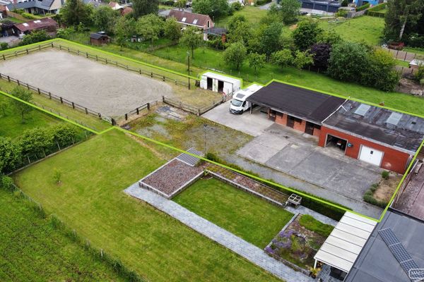 Grond
                            verkocht in Kluisbergen