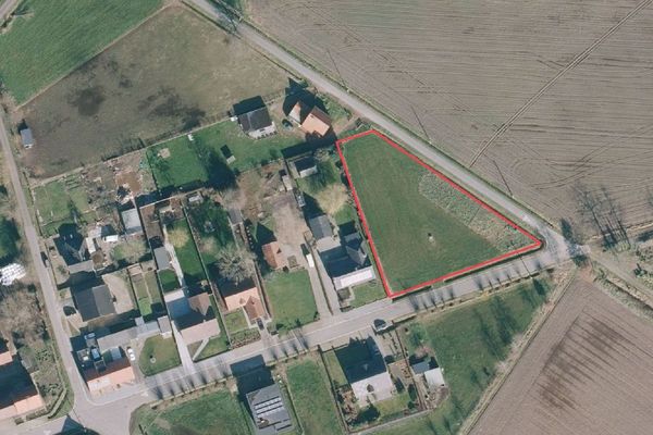 Landbouwgrond
                            verkocht in Neeroeteren