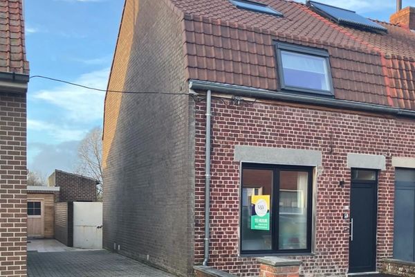 Koppelwoning
                            te huur in Ruddervoorde