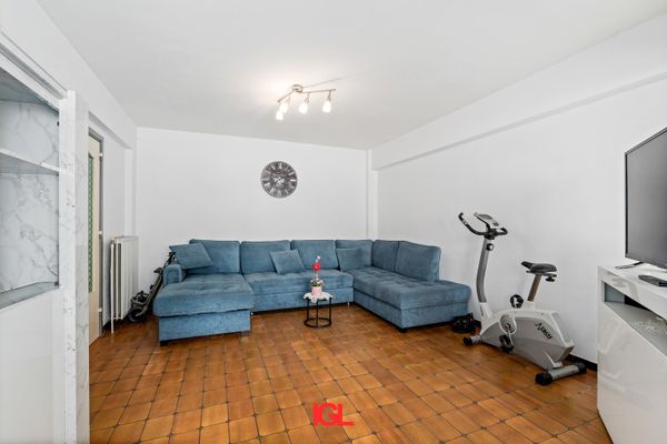 Estate main image