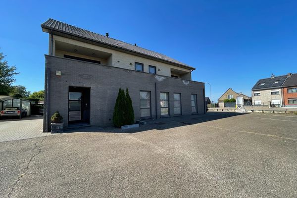 Appartementsgebouw
                                te koop in Diepenbeek