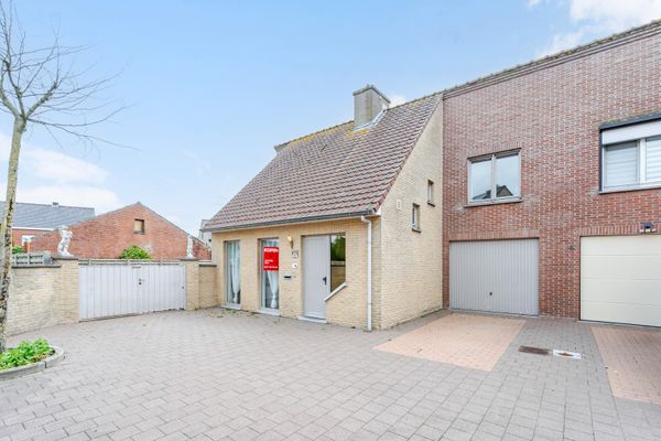 Huis
                                te koop
                                in Leke
