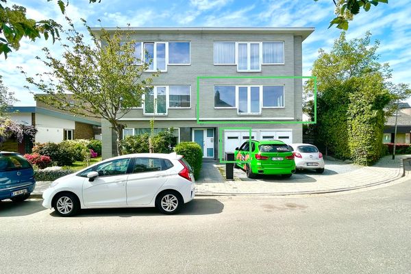 Appartement
                            te huur in Sint-Amandsberg