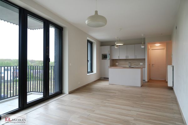 Estate main image