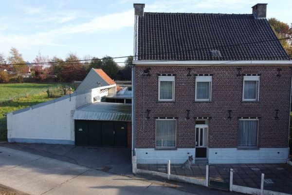 Huis
                                verkocht
                                in Velzeke-Ruddershove