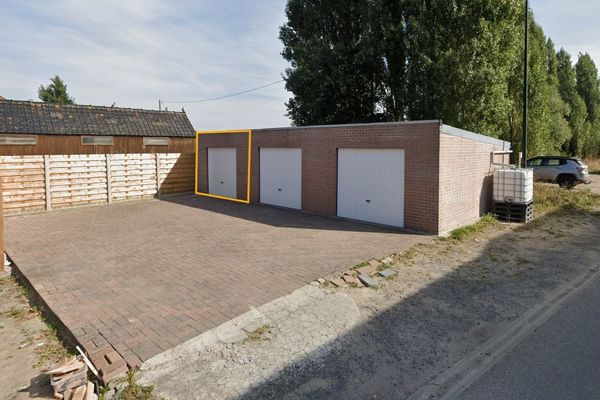 Garage
                                te huur
                                in Torhout