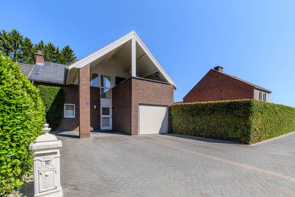 Huis
                                te koop
                                in Rekem