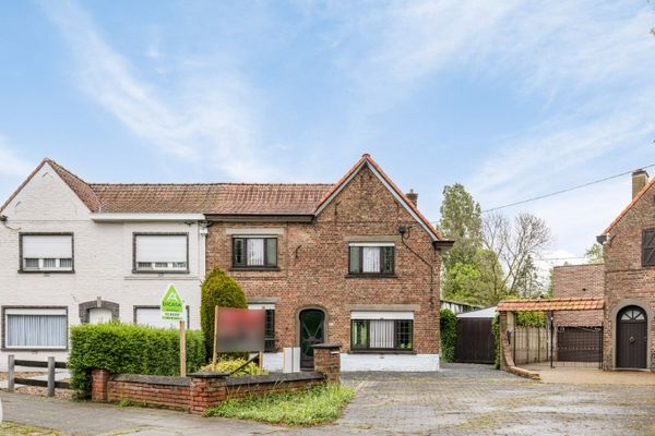 Huis
                                verkocht
                                in Roeselare