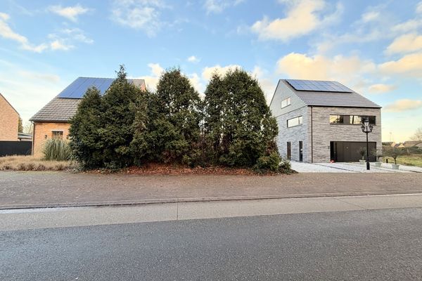 Grond te koop / Genk