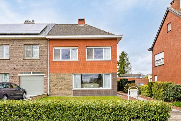 Hoekwoning
                            te koop in Blaasveld