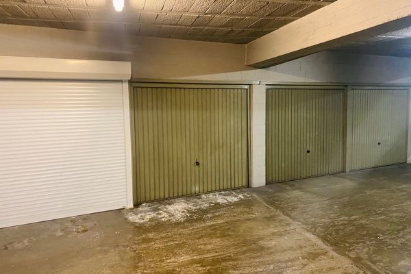 Garage
                            verhuurd in Sint-Truiden