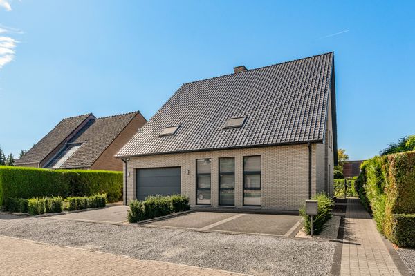 estate img