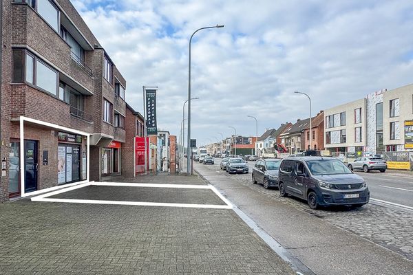 Commercieel
                                te koop
                                in Vosselaar