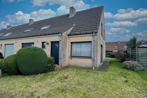 Huis
                                te koop
                                in Torhout