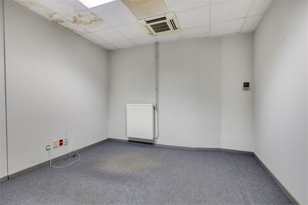 Commercial a louer / Tongres