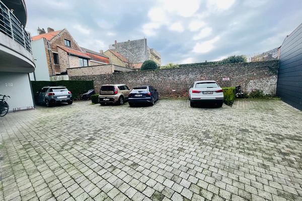 Garage te koop / Brugge
