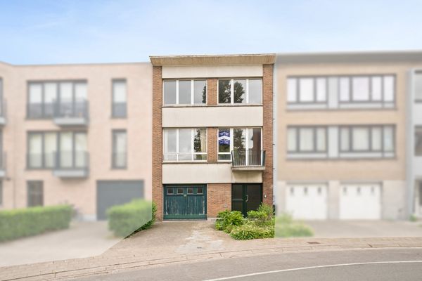 estate img