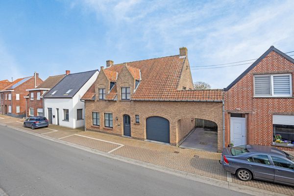 Huis
                                te koop
                                in Kortemark