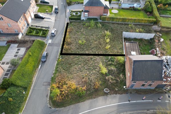 Bouwgrond
                            te koop in Neerlanden