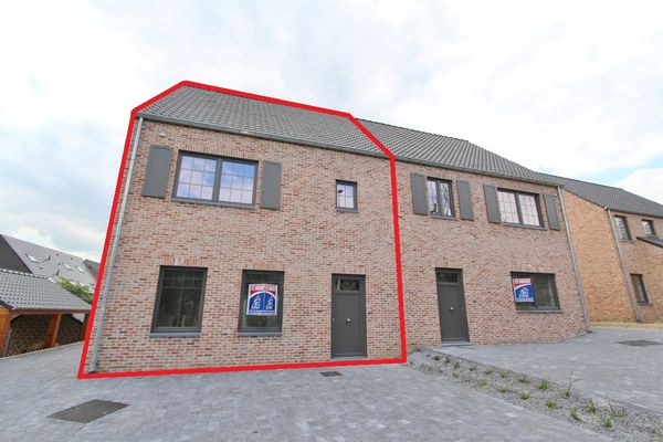 Eengezinswoning in Groot-Gelmen