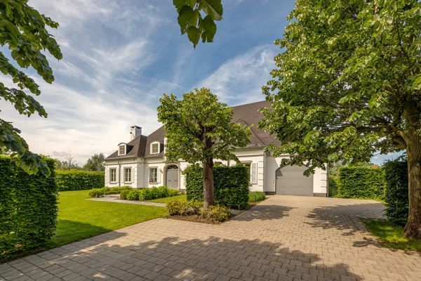 Estate main image
