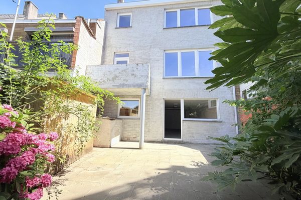 Huis
                                te koop
                                in Oostende