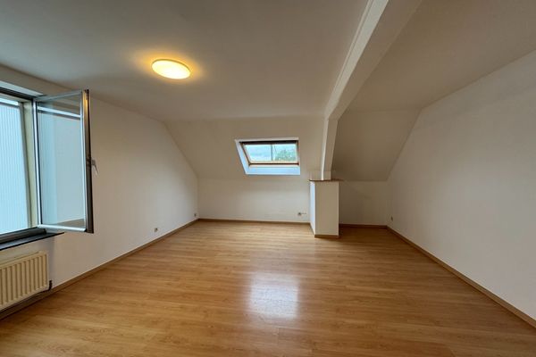 Appartement
                                te huur
                                in Lennik