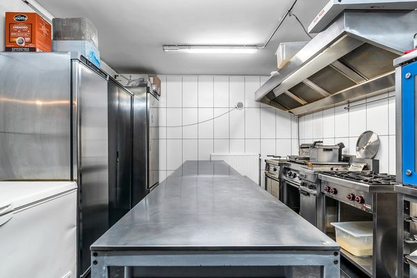 Commercieel te koop / Maasmechelen