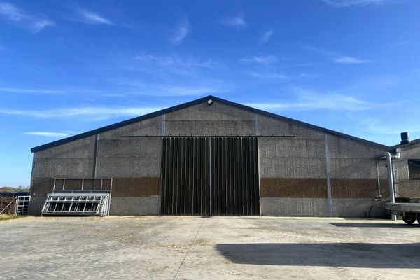 Magazijn
                                verhuurd in Houthulst