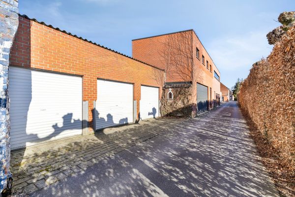 Garage
                                optie huur
                                in Kortemark