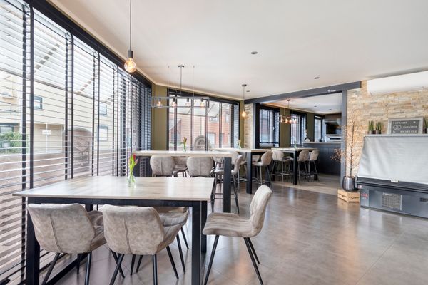 Commercieel te koop / Pelt