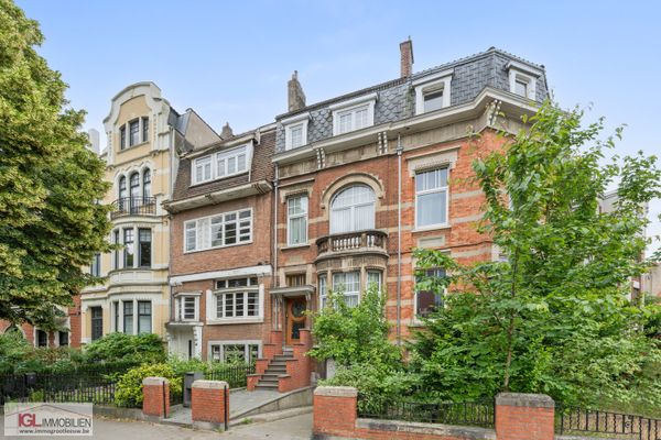Estate main image