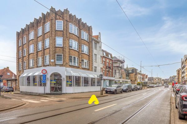 Commercieel te koop / De Panne