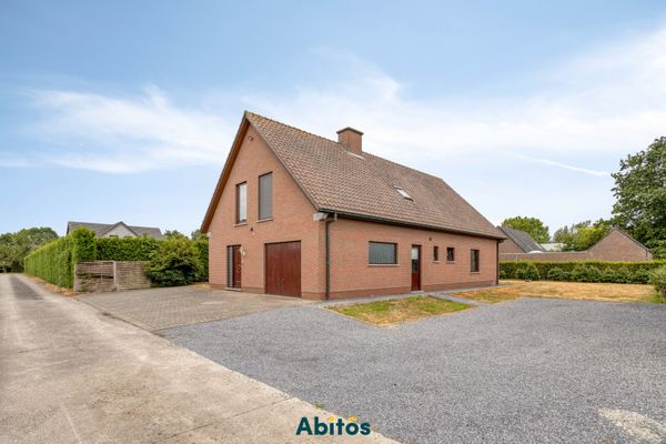 Commercial
                                for rent
                                in Lochristi