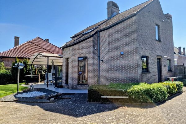 Estate main image