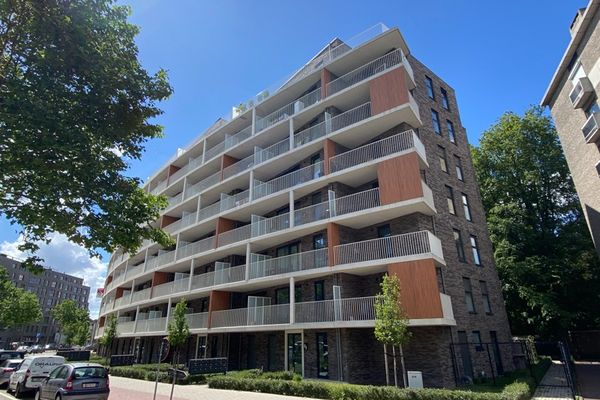 Estate main image
