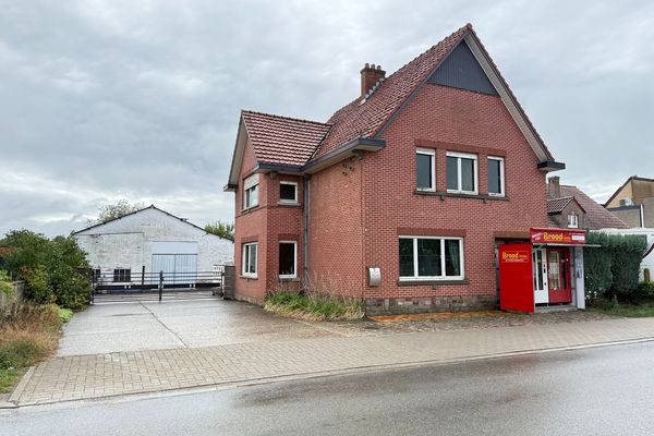 Estate main image