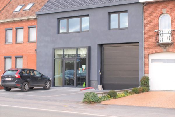 Kantoor
                            te huur in Deerlijk