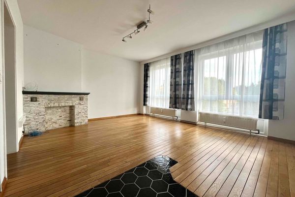 Appartement
                            a louer in Gilly