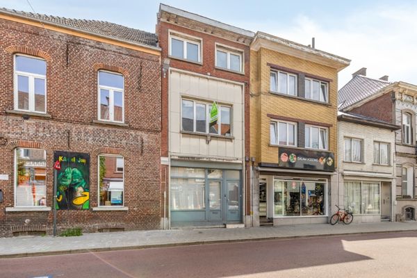 Huis
                                te koop
                                in Roeselare