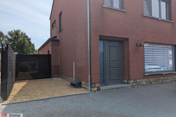 Huis te huur / Testelt