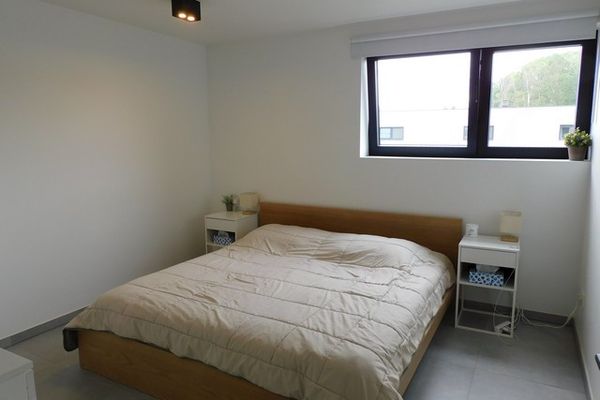 Huis te huur / Paal