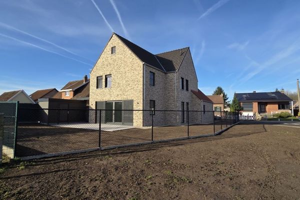 Huis te huur / Alken