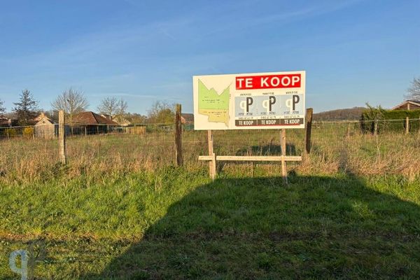 Bouwgrond
                            te koop in Oosterzele