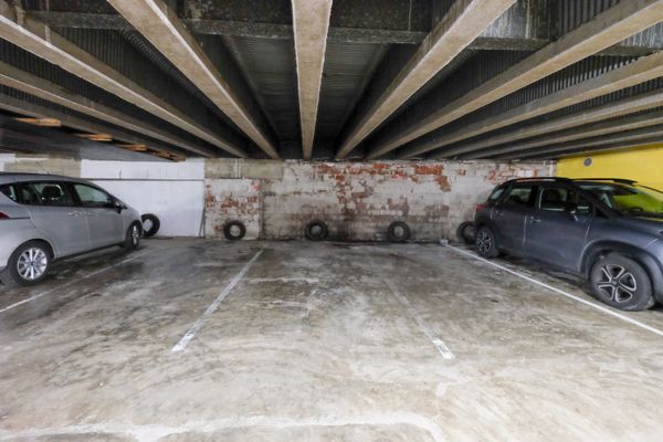 Staanplaats
                            te huur in Sint-Truiden