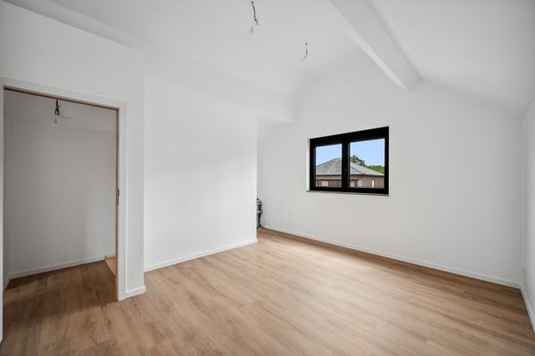 Huis te koop / Baal