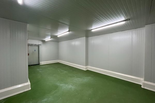 Industrieel te koop / Genk